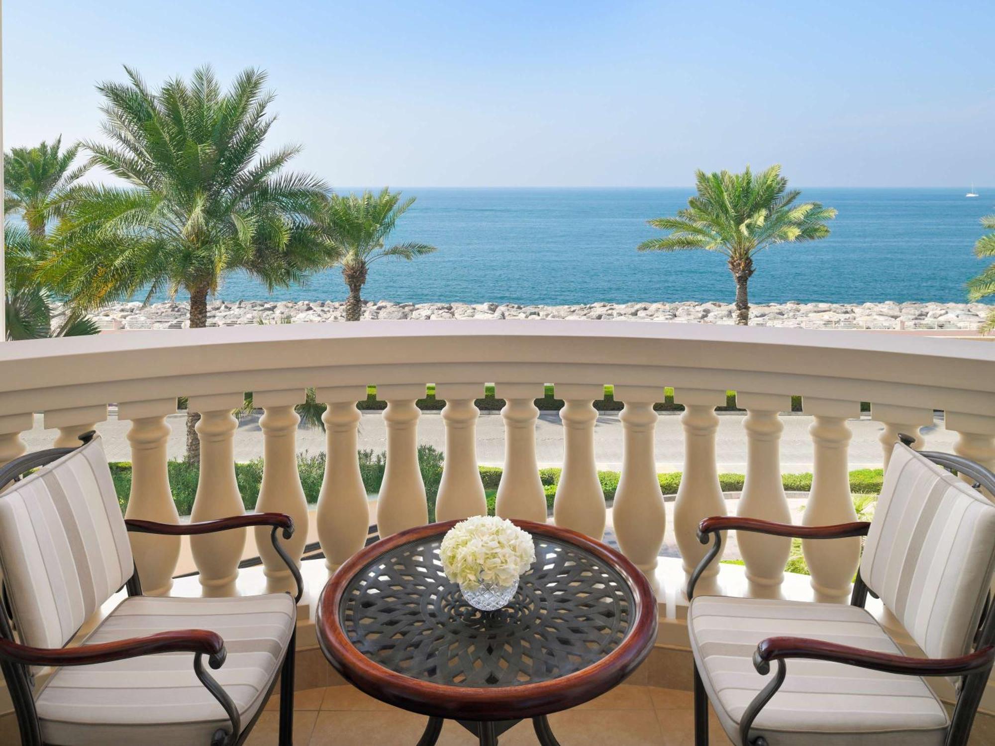 Raffles The Palm Hotel Dubai Bagian luar foto