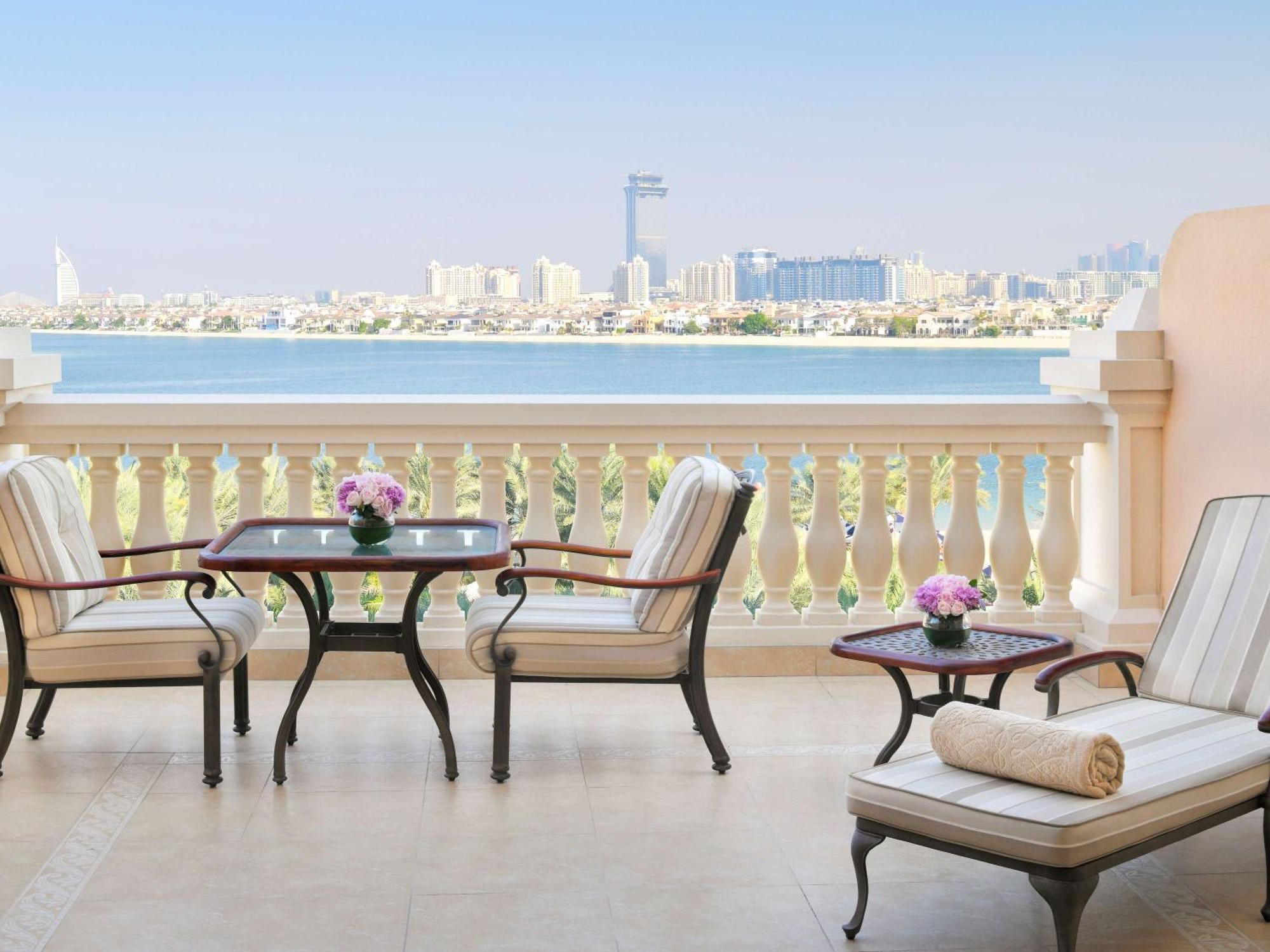 Raffles The Palm Hotel Dubai Bagian luar foto